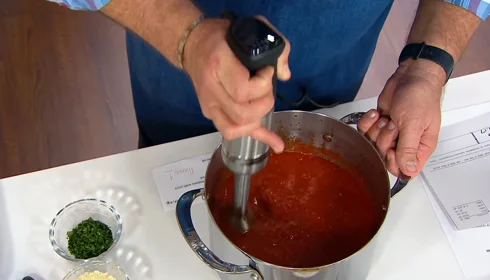 How Can You Use an Immersion Blender in Hot Liquid Safely