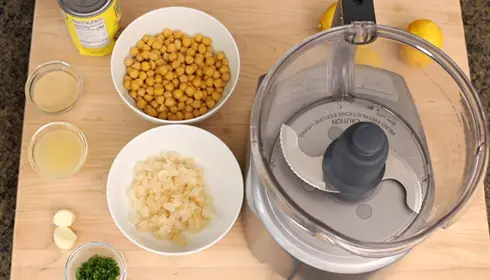 Can You Use a Blender to Substitute for a Food Processor
